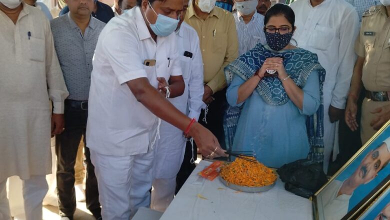 महात्मा गांधी व लाल बहादुर शास्त्री की जयंती मनाई