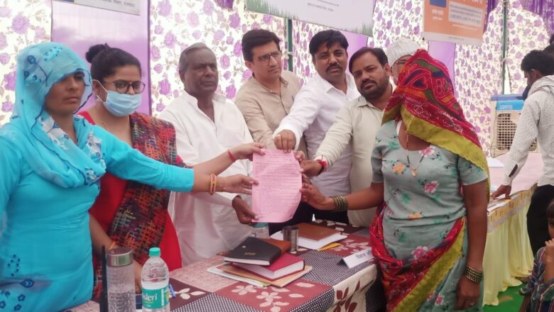 ब्रांच का निर्माण कार्य पूरा करवाने की मांग