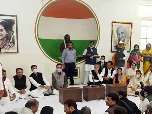 राजस्थान में 11 कैबिनेट और 4 राज्यमंत्रियों ने शपथ ली:रामलाल जाट, ममता और भजन लाल जाटव ने CM के पैर छुए, जाहिदा ने अंग्रेजी में ली शपथ