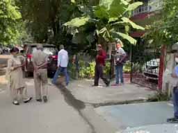 गूगल से पकड़ में आया SBI के पूर्व चेयरमैन
