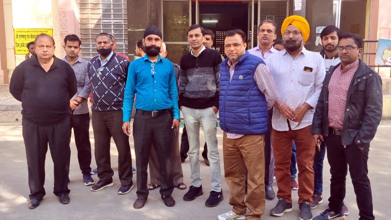 स्टे के बावजूद ट्रस्ट की इमारत को नुकसान पहुंचाने का आरोप