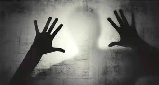 प्रिंसिपल समेत 9 टीचर ने किया गैंगरेप, छेड़खानी भी की:4 नाबालिग स्टूडेंट पहुंचीं थाने