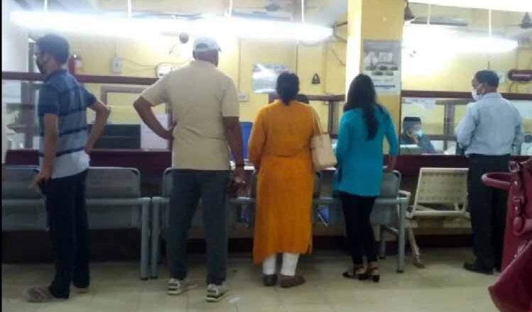 एसबीआई ने सर्विस चार्ज के जरिए ग्राहकों से कमाए 346 करोड़ रुपये