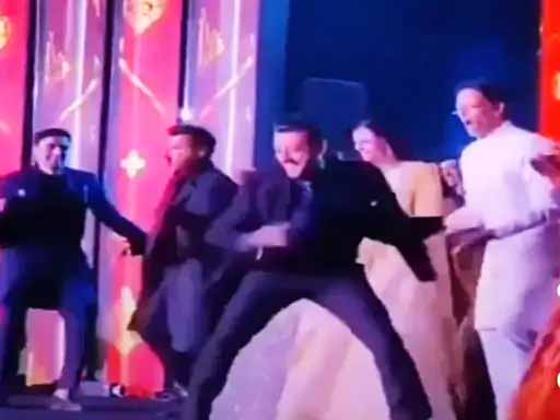 जयपुर की रॉयल वेडिंग में सलमान ने किया डांस:हुक्के का कश लेते दिखे धोनी; अनिल कपूर, शिल्पा शेट्टी ने जुम्मे की रात पर किया परफॉर्म
