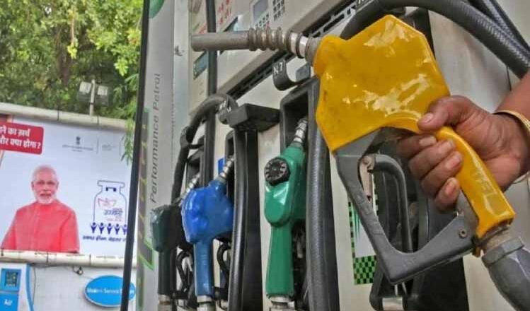 आज 19वें दिन भी पेट्रोल-डीजल के दाम रहे स्थिर