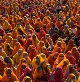 हीरक जयंती के लिए जयपुर में जुटे देशभर के राजपूत:हेलिकॉप्टर से हुई फूलों की बारिश