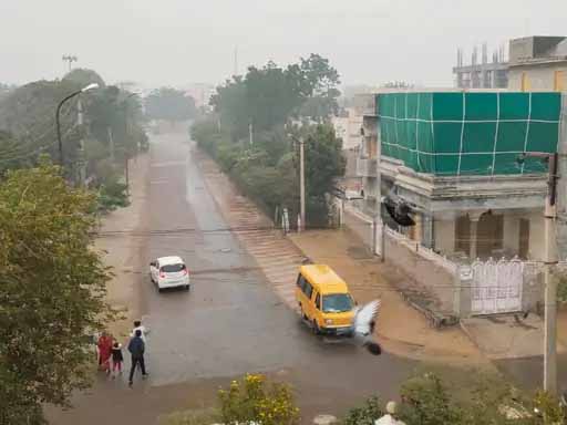 10 जिलों में बारिश का अलर्ट:बीकानेर में बारिश; जोधपुर अजमेर, जयपुर, कोटा और भरतपुर संभाग में बादल छाए, बूंदाबांदी की संभावना