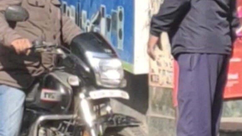 बीकानेर में वीकेंड कर्फ्यू में बेपरवाह घूमते नजर आए लोग; पुलिस ने भी नहीं दिखाई ज्यादा सख्ती; चालान की औपचारिकता