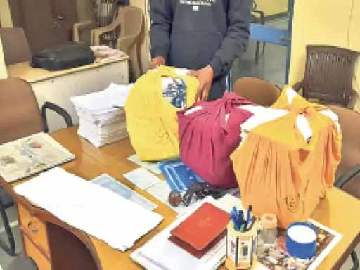 प्रधानमंत्री फसल बीमा योजना:जिनके पास जमीन नहीं, उन्होंने भी घोटाले की फसल काटी, 3-3 जगह से उठाया बीमा क्लेम