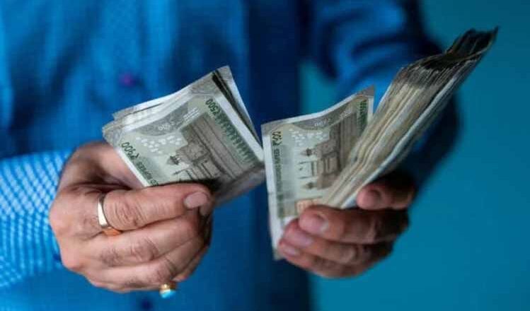जन धन बैंक खातों में जमा राशि डेढ़ लाख करोड़ से अधिक हुई