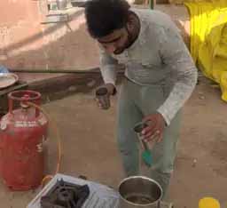 बीकानेर में नौकरी के लिए संघर्ष:REET 2018 के दस परसेंट पदों पर नियुक्ति अब तक अटकी हुई