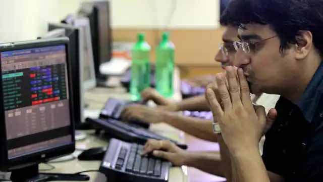 टूट रहे SBI Cards समेत ये 5 स्टॉक्स, बिकवाली के माहौल में खरीदना कितना सही?