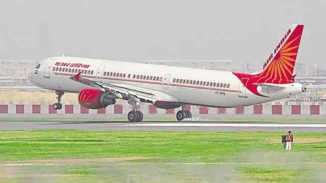 सरकार के हाथों से निकली Air India, अब एयरलाइन में बड़े बदलाव करेगी टाटा