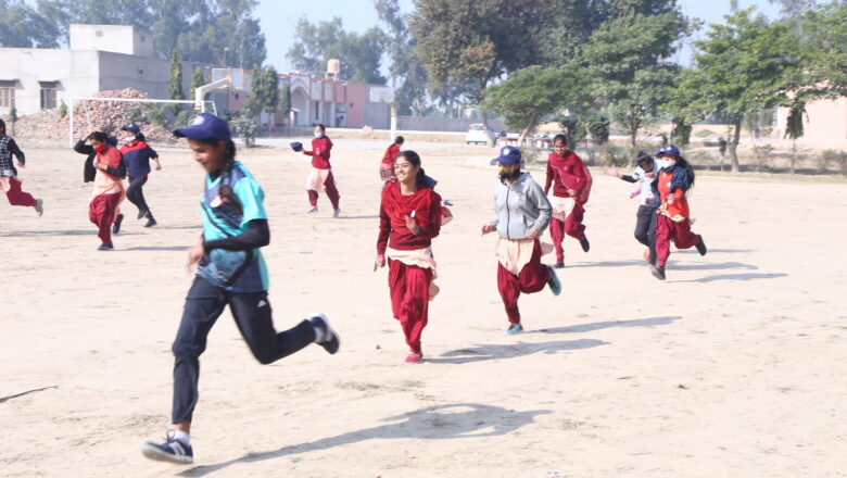 अधिकारियों ने किया शिविर का औचक निरीक्षण