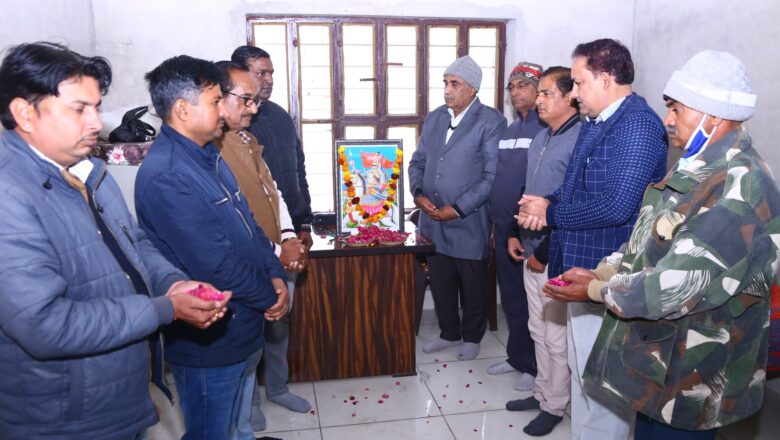 महाराणा प्रताप के दिखाए मार्ग पर चले युवा पीढ़ी