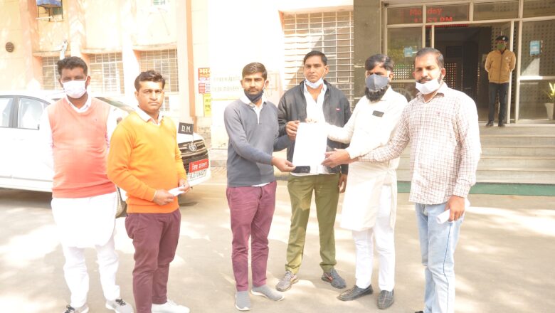 जल जीवन मिशन के कार्यांे में अमानक सामग्री लगा गबन करने का आरोप