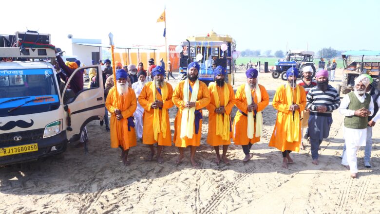 शहीद बाबा दीपसिंह के जन्म दिहाड़े के उपलक्ष्य में निकला नगर कीर्तन