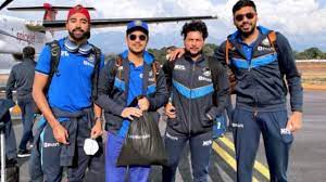 IND vs SL: ‘किसका है तुमको इंतजार, मैं हूं ना’, एयरपोर्ट पर मस्ती के मूड में दिखे भारतीय खिलाड़ी; ईशान, कुलदीप और सिराज ने गाया गाना