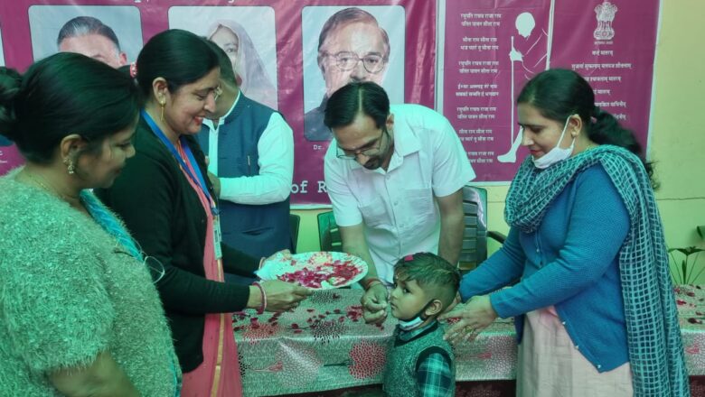 महात्मा गांधी अंग्रेजी विद्यालय में पहली बार प्री-नर्सरी कक्षा शुरू
