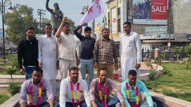तहसीलदार ने ज्यूस पिला तुड़वाया 24 घंटे का अनशन