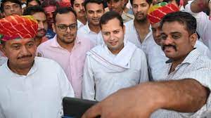 अशोक गहलोत के बेटे वैभव गहलोत समेत 15 पर एफआईआर, नासिक के शख्स ने लगाए बड़े आरोप