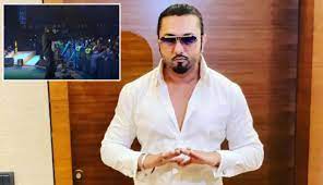 Yo Yo Honey Singh के साथ दिल्ली के क्लब में हुई बदसलूकी