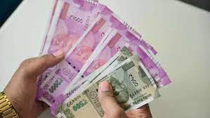 डॉली खन्ना का इस शेयर पर बढ़ा भरोसा, तीन दिन से रॉकेट की तरह भाग रहा भाव