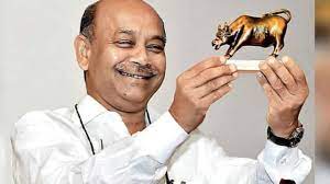 सिगरेट कंपनी पर बढ़ा अरबपति राधाकिशन दमानी का भरोसा
