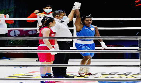 दो बार की विश्व चैंपियनशिप पदक विजेता को हराकर मोनिका सेमीफाइनल में