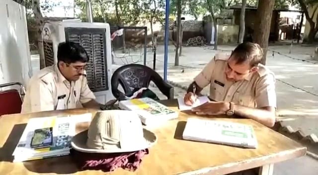 जेल में बंदी के पास मिले 3 मोबाइल फोन
