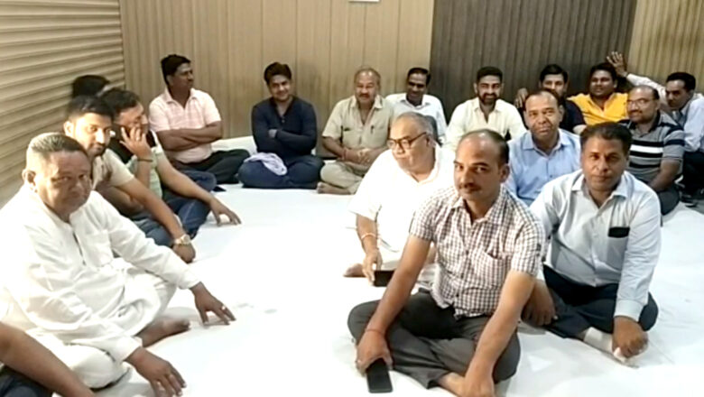 धरना उठाकर शांतिपूर्ण तरीके से कार्य करने दें ट्रक आॅपरेटर