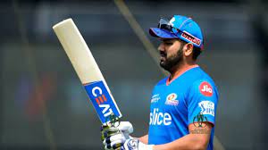 IPL 2022 के प्लेऑफ की रेस से बाहर होने के बाद मुंबई इंडियंस के कप्तान रोहित शर्मा ने किया ये इमोशनल ट्वीट