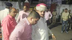 वसुंधरा समर्थक पूर्व MLA भवानी सिंह राजावत ने अधिकारी को जड़ा थप्पड़, गिरफ्तारी को लेकर पुलिस ने कही ये बात