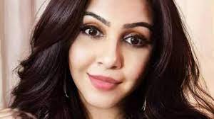 ‘प्यार के लिए दरवाजे बंद नहीं किए लेकिन खुले भी नहीं हैं’