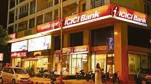 SBI से आगे निकल गया ICICI बैंक