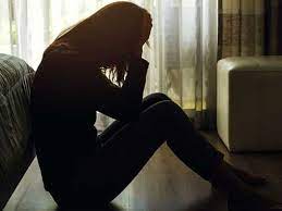 3 साल के बच्चे के सामने मां से रेप