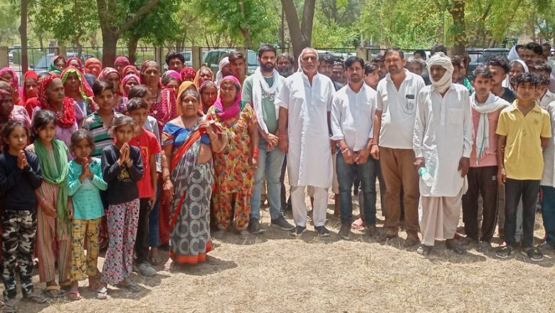 वार्डवासियों का आरोप, बेघर करने पर तुली नगर परिषद
