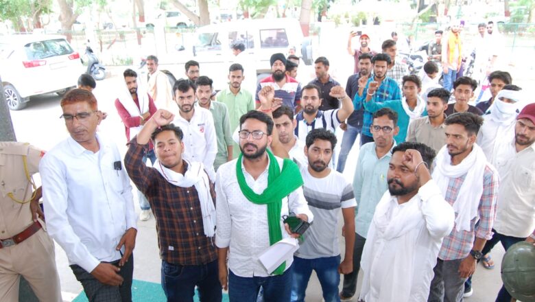 वीडीओ पर जातिसूचक गालियां देने व अभद्र व्यवहार करने का आरोप