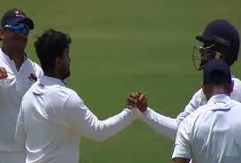 प्रथम-श्रेणी इतिहास की सबसे बड़ी जीत के साथ सेमीफाइनल में पहुंची मुंबई