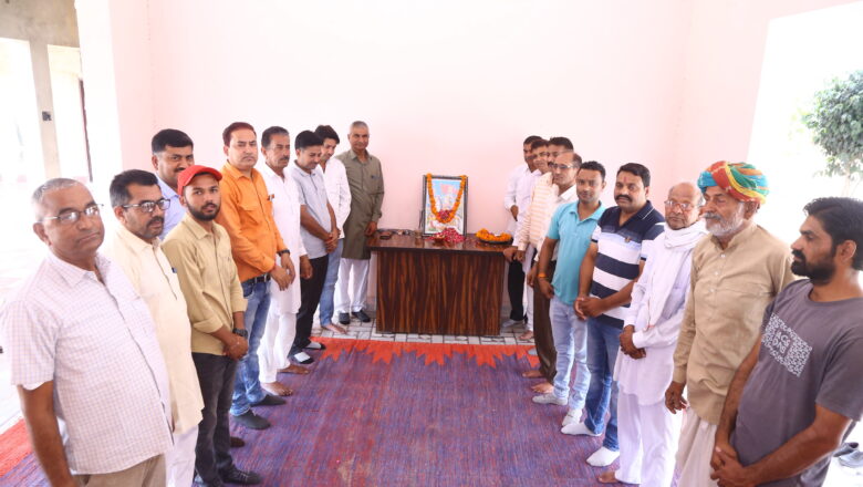 दुर्व्यसनों एवं कुरीतियों से दूर होने की आवश्यकता