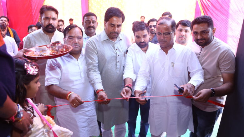द हैंग आउट कैफे का शुभारंभ