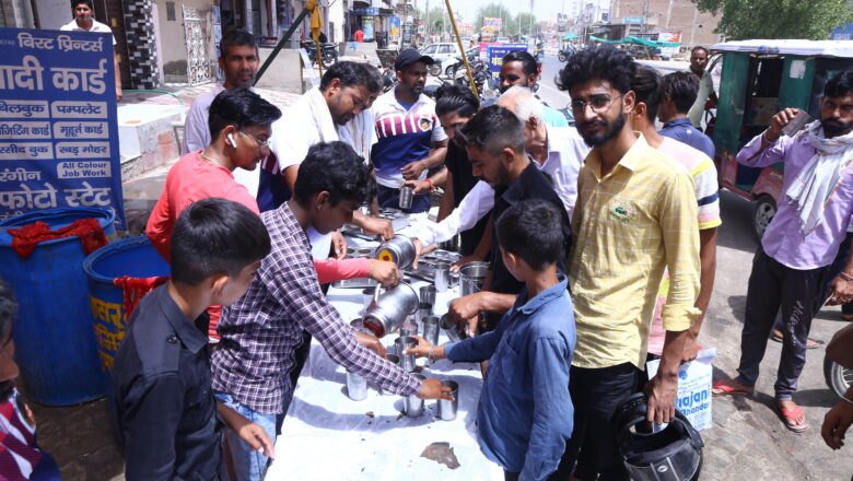 निर्जला एकादशी पर लगाई छबील