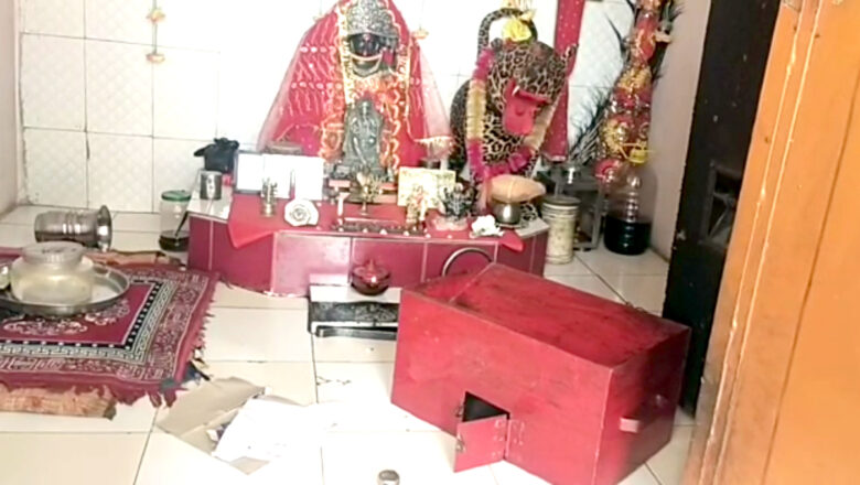 चक ज्वालासिंहवाला के मन्दिर में चोरी