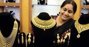 सोने-चांदी के भाव में बड़ी गिरावट, 2500 रुपये सस्ती हुई चांदी, 787 रुपये सस्ता हुआ गोल्ड