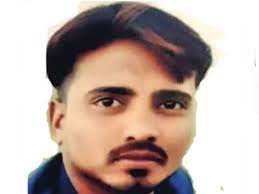 पत्नी के प्रेमी ने की पति की हत्या:धोखे से शराब पिलाई, फिर गला रेतकर कर दी हत्या, दो गिरफ्तार