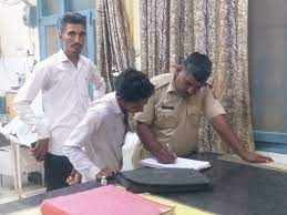 करंट की चपेट में आने से युवक की मौत:ट्यूबवेल पर स्विच चालू करते समय हुआ हादसा, चिकित्सकों ने किया मृत घोषित
