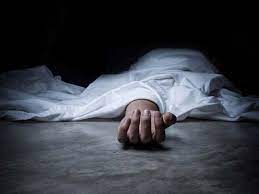 ट्रेन में मिला अज्ञात व्यक्ति का शव