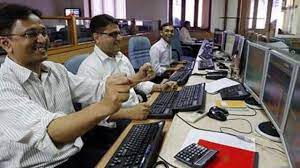 4 लाख करोड़ रुपये के मुनाफे में निवेशक, लगातार 7 दिन की गिरावट पर RBI ने लगाया ब्रेक