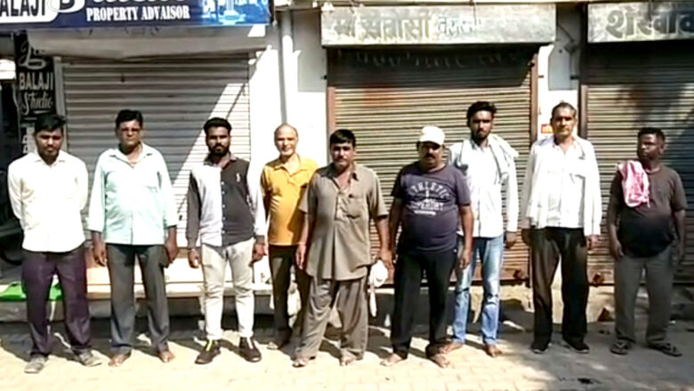 दूसरे दिन भी धरने पर डटे, नगर परिषद पर तानाशाही का आरोप