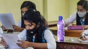 10वीं व 12वीं का पाठ्यक्रम किया 100%